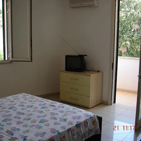 아파트 Casa Albertina 카스트로